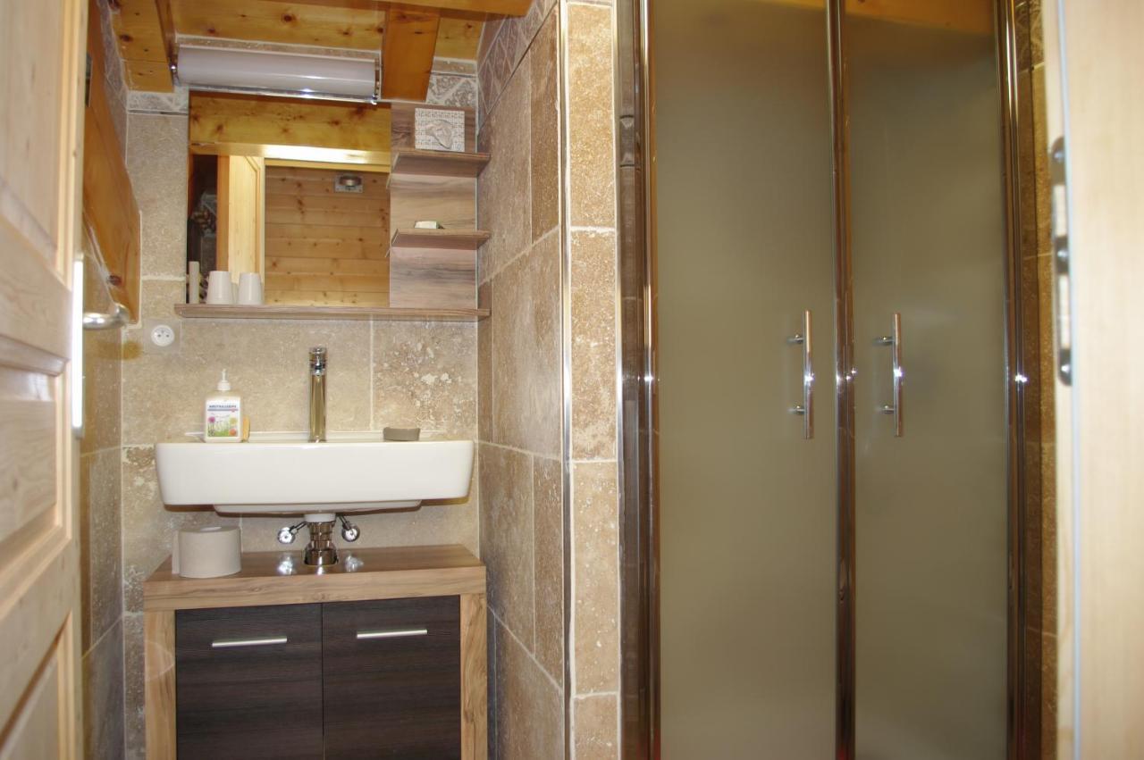 Chalet Aux 3 Biches Mieussy Exterior foto